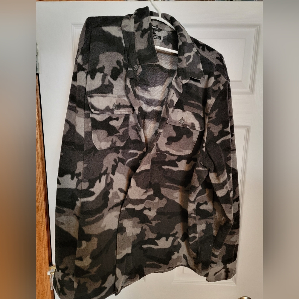 USED  George Camouflage Fleece Shirt 2XL